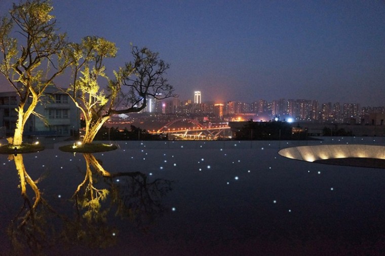 010-Sky Mirror - Landscape of Chongqing Eling Residences by Change Studio