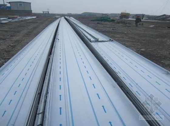 建筑工程铝镁锰-蜂窝铝板组合金属屋面施工工法(2014年，省级工法)-铝镁锰合金屋面板 