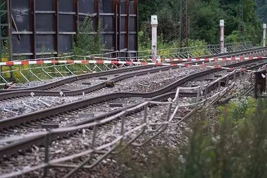 2017工程事故分析资料下载-德国一在建隧道工程发生坍塌，事故原因初步分析！