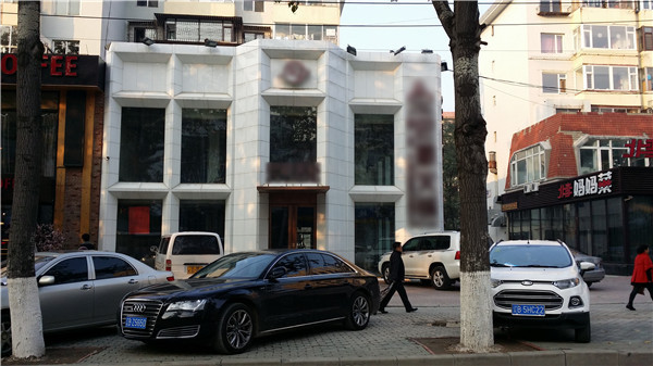 1000平米餐厅设计资料下载-大连粤食粤点餐厅设计项目实景照片震撼来袭