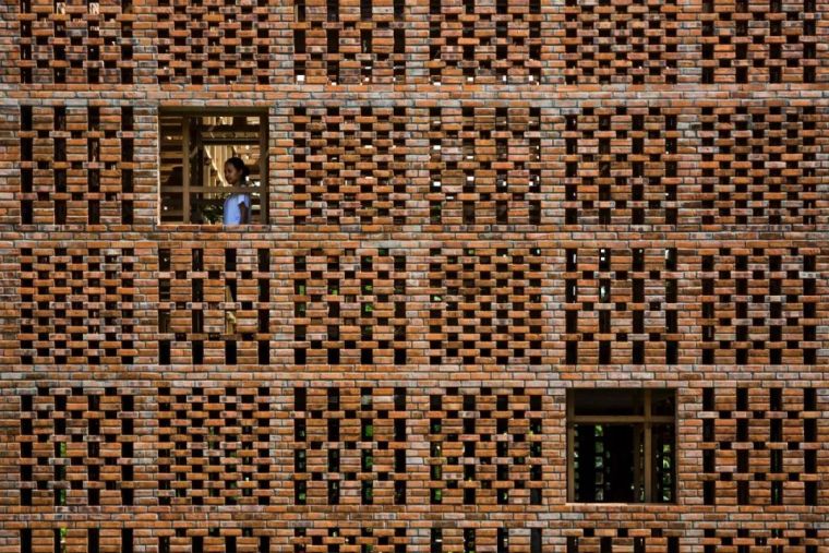 砖筑奖：过去4年里，全球最值得被记住的50个砖建筑_81