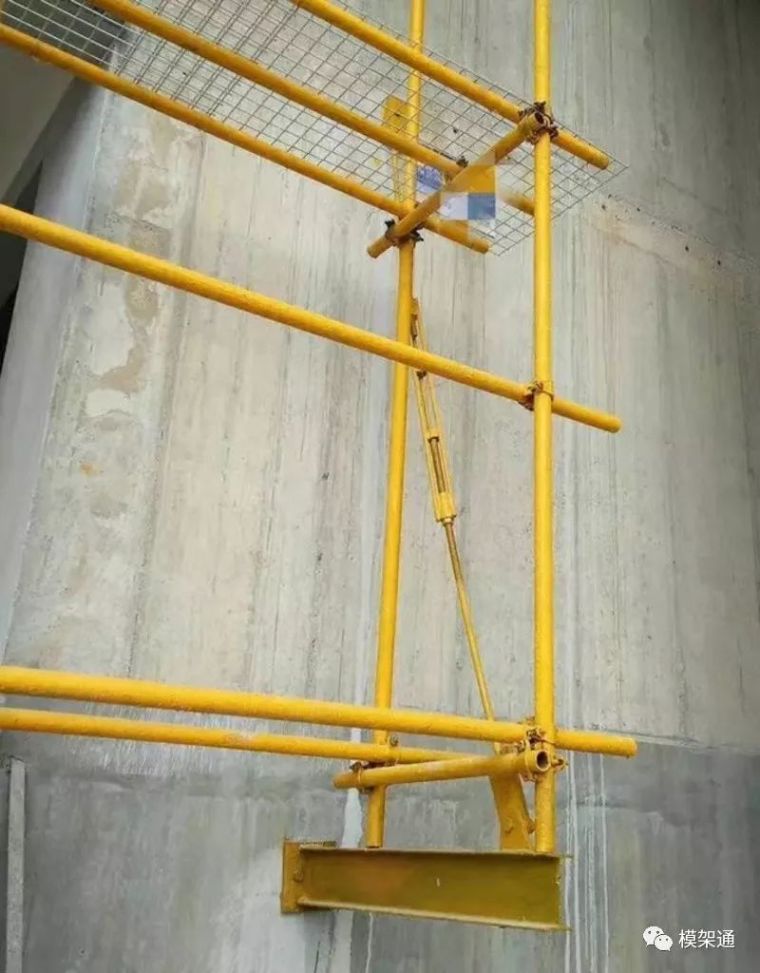 高层建筑采用这种悬挑架，可节约55%的工字钢用量_4