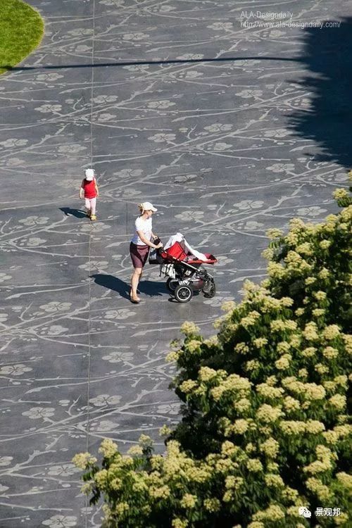 原来铺装也能当空间的主角_19