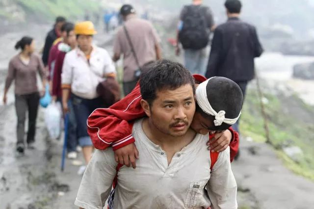 [分享]一念汶川,十年回望,图忆汶川地震的100个瞬间