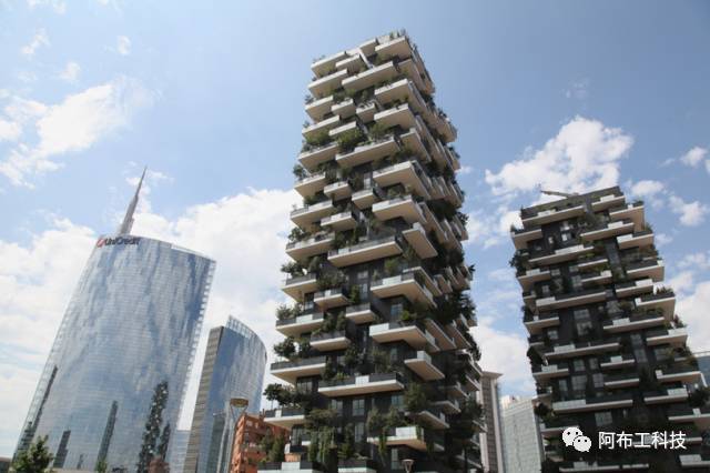 米兰垂直森林建筑资料下载-阿布工丨绿色生活垂直森林城，中国首座绿色城市柳州开建