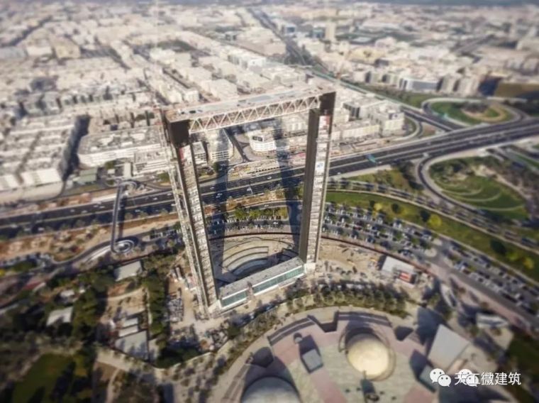 又炫富！迪拜花3亿建了个土豪“金相框”！_7
