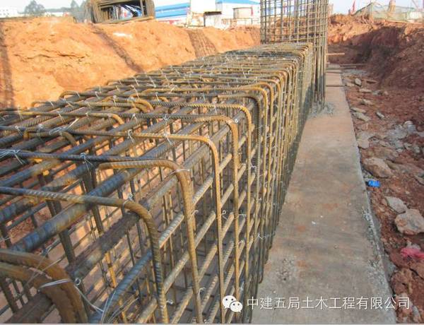 中建超牛的公路标准化施工工地，惹千人围观！_43