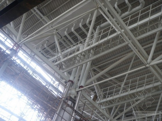 全钢结构金属板幕墙资料下载-[江苏]钢结构机场航站楼创优施工质量汇报(鲁班奖)