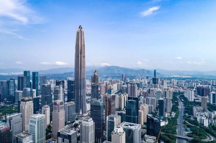 楼顶观景平台资料下载-世界第四高的摩天大楼：深圳平安金融中心 / KPF
