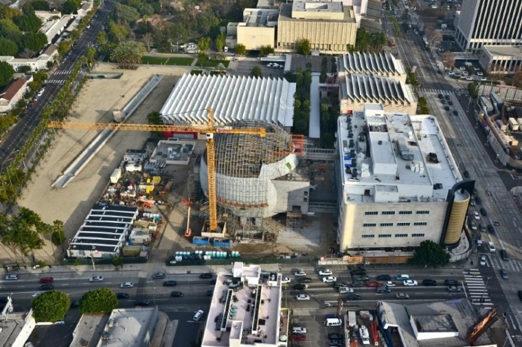 高科技博物馆设计资料下载-伦佐·皮亚诺洛杉矶电影学院博物馆接近完工