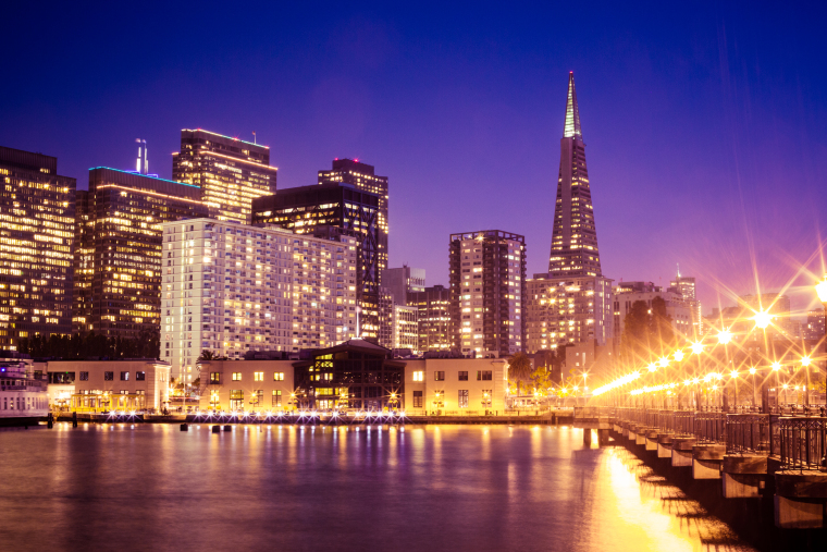 建筑工程量计算方法(含图及计算公式)-wonderful-san-francisco-skyscrapers-cityscape-from-pier-at-night-picjumbo-com