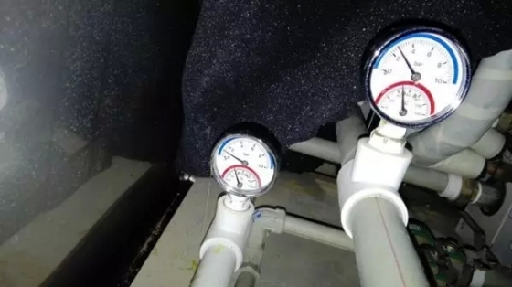 案例分享：户式水机+空气源热泵+高效末端地暖空调两联供-压力表
