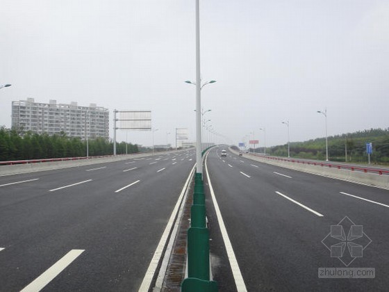 管涵水漫桥设计资料下载-[江苏]双向六车道高铁快速路高架段及地面道路工程创优计划21页（含跨线桥拓宽桥 拓宽箱涵）