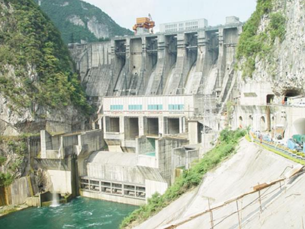 教育训练办公空间室资料下载-地下空间利用之地下水电站及地下厂房