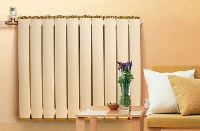 瓷砖墙上贴瓷砖资料下载-采暖季，你的散热器安全吗？