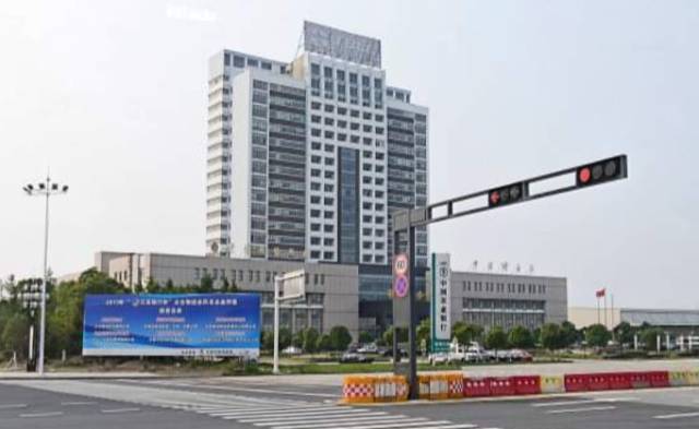 加固方法简介资料下载-软弱地基塔吊综合加固方法