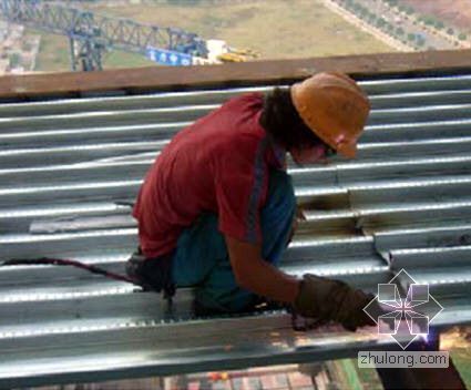 上海某高层办公楼钢结构工程施工组织设计（框架核心筒 钢骨混凝土柱 图文并茂）- 