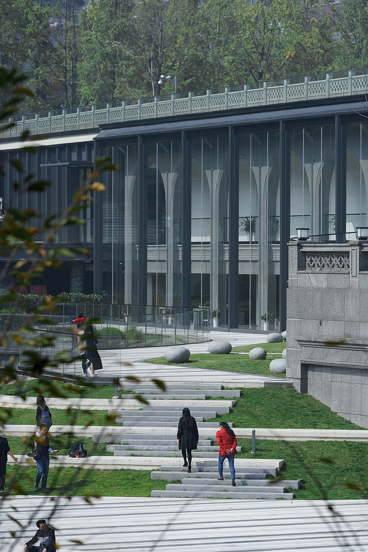 重庆大数据智能化展示中心改造-032-facade-and-landscape-renovation-of-chongqing-big-data-intelligent-exhibition-center-china-by-chongqing-architectural-design-institute-of-china