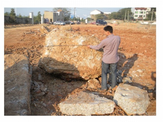嵌岩单桩承载力特征值资料下载-[湖南]住宅群地基岩土工程勘察报告（详勘）