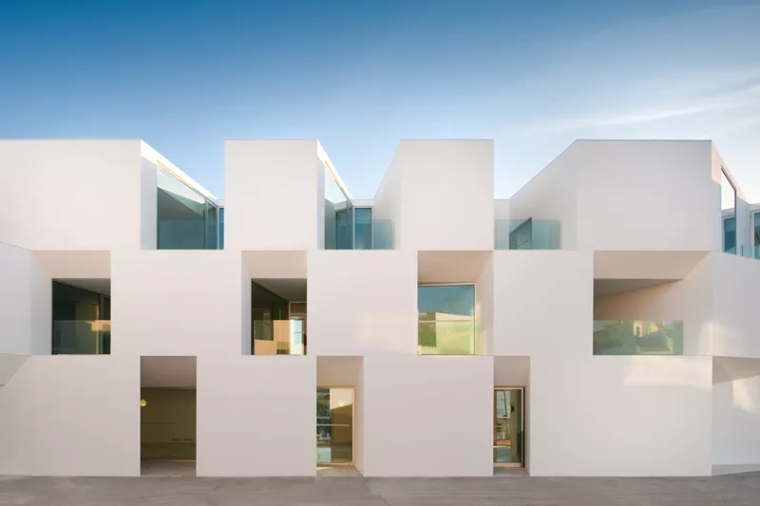 体块减法的视觉之美：葡萄牙住宅社区_6