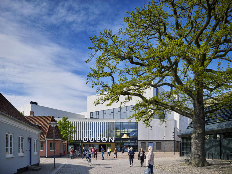 文化大礼堂建筑设计资料下载-丹麦欧登塞音乐厅