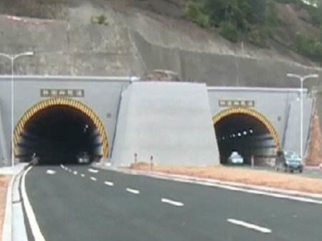 环保体系和保证措施资料下载-442米与505米隧道施工组织设计（81页）