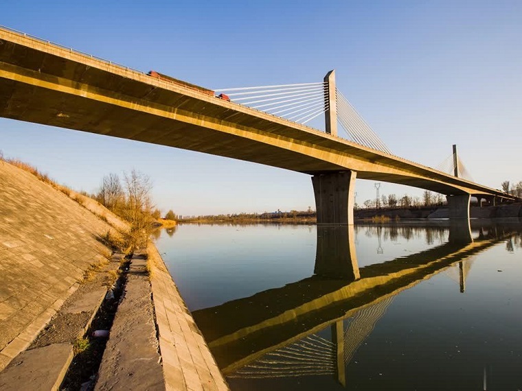 跨河桥梁桩基施工方案资料下载-节段箱梁预制施工方案