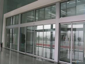 钢化玻璃门su资料下载-通州区马驹桥安装玻璃门