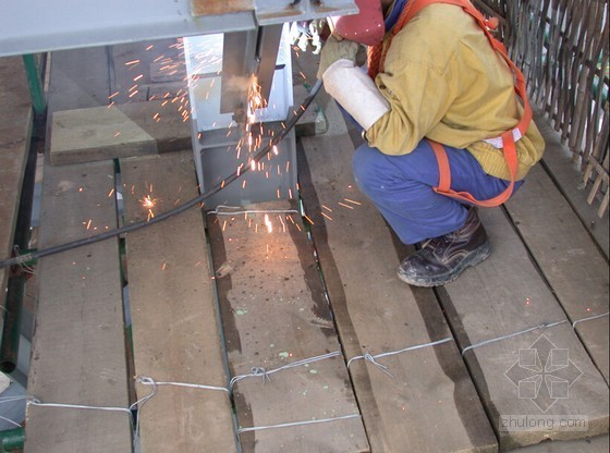 工程线安全培训资料下载-建筑工程焊接作业安全技术培训讲义（65页 附图）