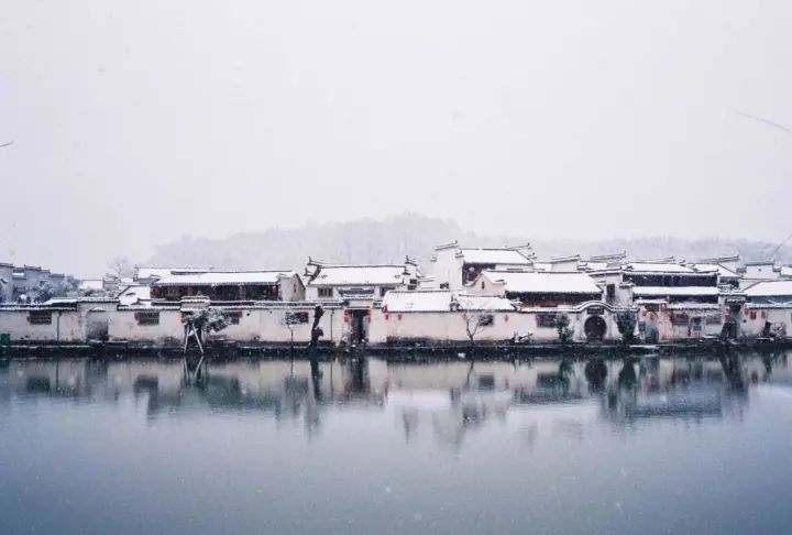 当最美的古镇下了雪,简直惊艳了整个冬天_2 当最美的古镇下了雪,简直惊艳了整个冬天_2
