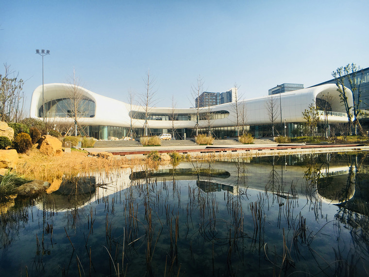 湖南植物园平面图资料下载-大型超市电气平面图