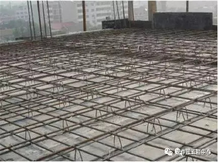 建筑建设楼板厚度资料下载-10个治理建筑混凝土楼板开裂的方法
