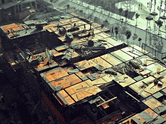 某十层钢结构资料下载-2015年二级建造师《建筑工程管理与实务》冲刺班讲义（173页 知名网校）