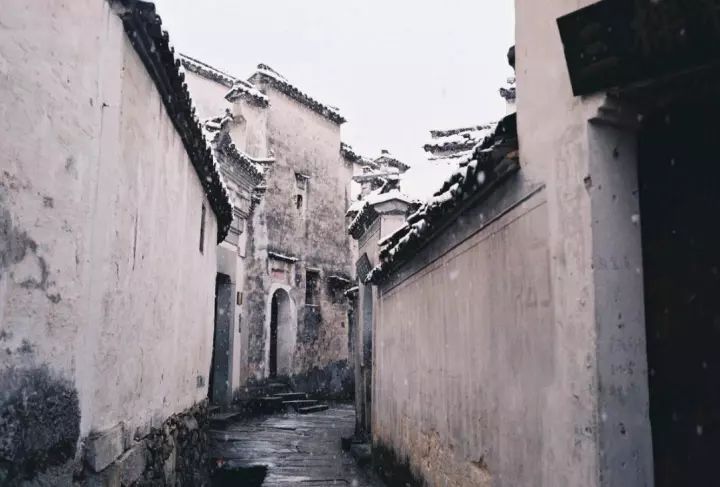 当最美的古镇下了雪,简直惊艳了整个冬天_7 当最美的古镇下了雪,简直惊艳了整个冬天_7