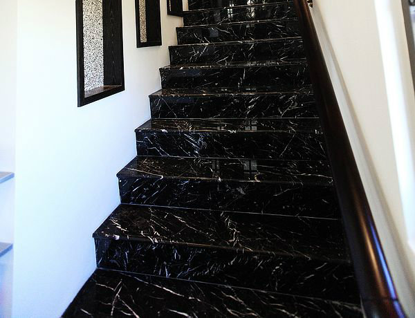 奢华中式别墅走廊楼梯装修效果图