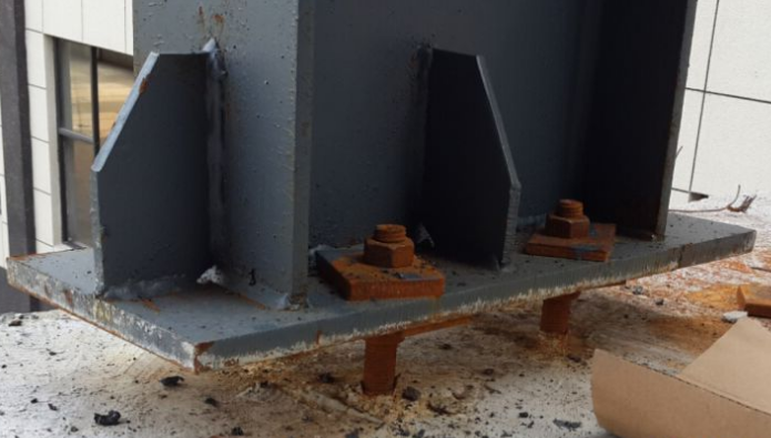 钢结构混凝土包柱脚图片