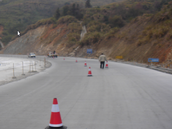 公路改建工程交通疏导方案资料下载-公路改建工程边通车、边施工安全专项方案