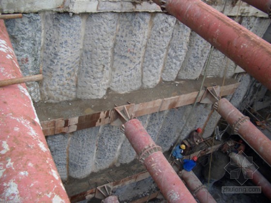 套管咬合桩方案资料下载-[上海]地铁深基坑围护结构全套管钻孔咬合桩施工工艺