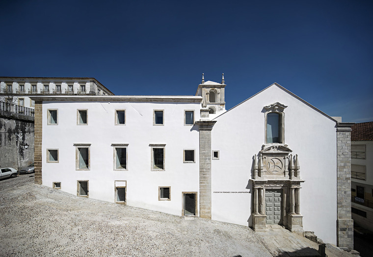 葡萄牙Coimbra大学三一学院