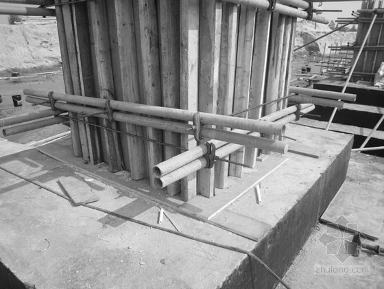 钢管支架设计资料下载-建筑工程模板工程设计安装及钢管支架构造安全技术培训讲义（320页）