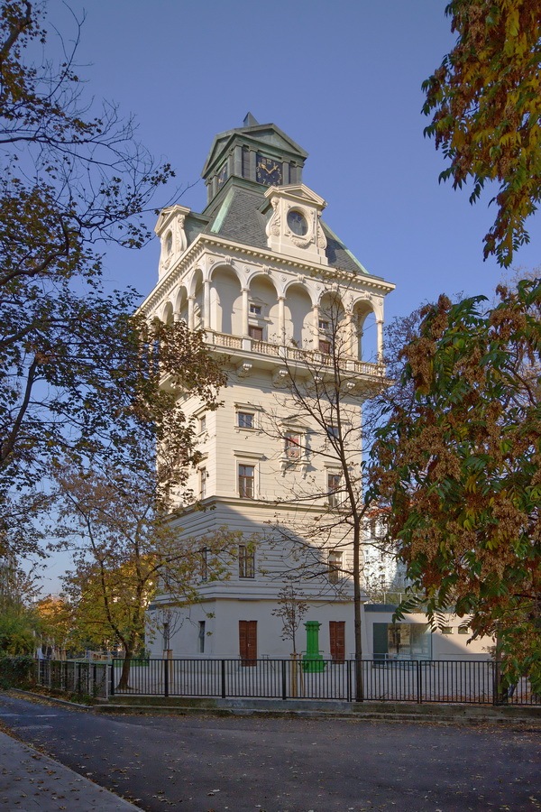 历史遗迹的保护与改造资料下载-布拉格旧水塔及瞭望台改造