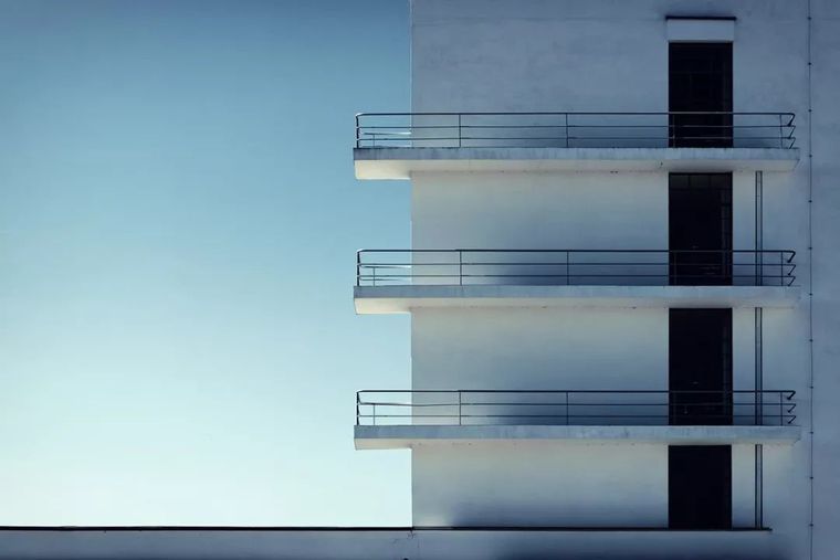 极简主义为何永不过时 | 包豪斯新建筑引发"文艺复兴