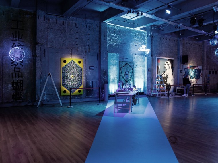 创意天地艺术家工作室资料下载-孟买蓝宝石酒吧和工作室