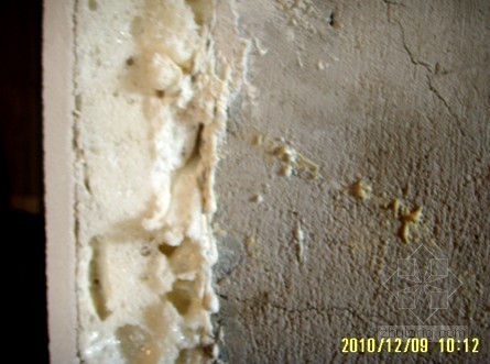 墙面材料调研资料下载-采用发泡胶黏剂固定墙面瓷砖的施工工法