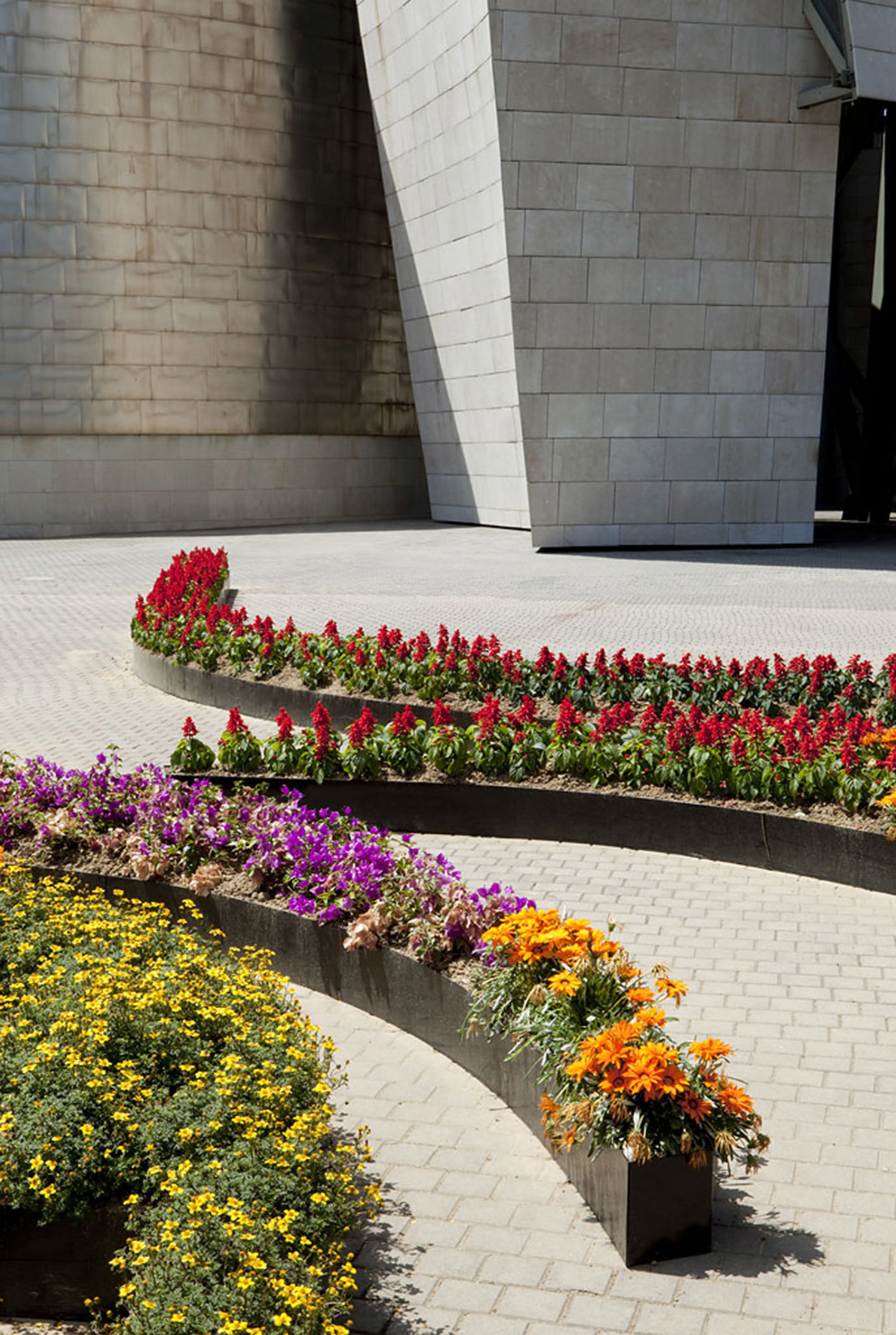 西班牙城市花坛-miralles tagliabue embt-花园案例-筑龙园林景观论坛