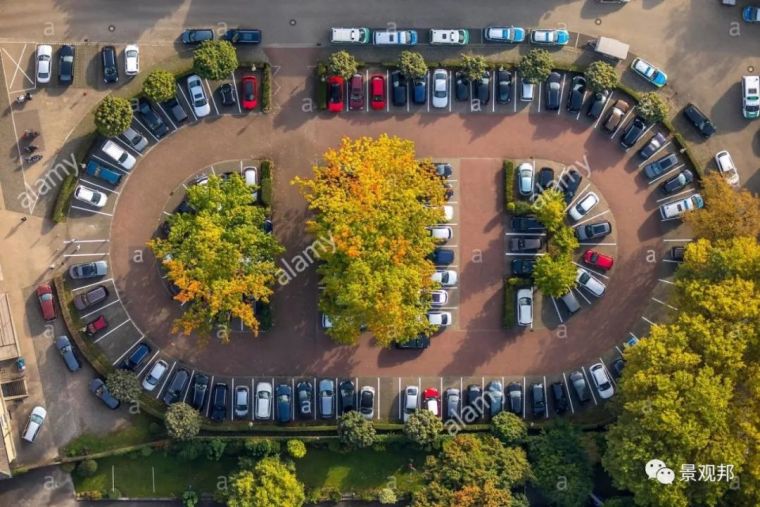 生态停车场设计图资料下载-日本停车场2平米能停204辆车