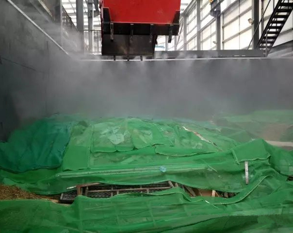 建筑工地车辆自动冲洗设施资料下载-建筑工地喷雾降尘系统，施工没它可以吗？