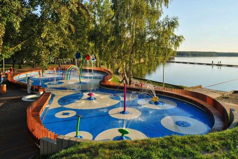 儿童游乐设计资料下载-波兰水上儿童游乐场