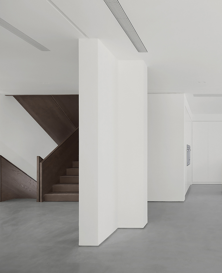 表达无限空间的简单住宅室内实景图 (19)
