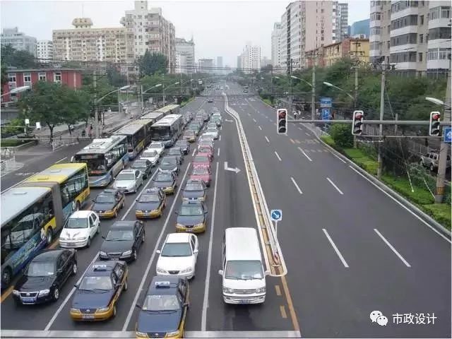 夜间施工注意哪些事情资料下载-市政道路识图，必看必看必看！重要的事情说三遍!